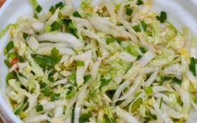 Insalata di cavolo di peching